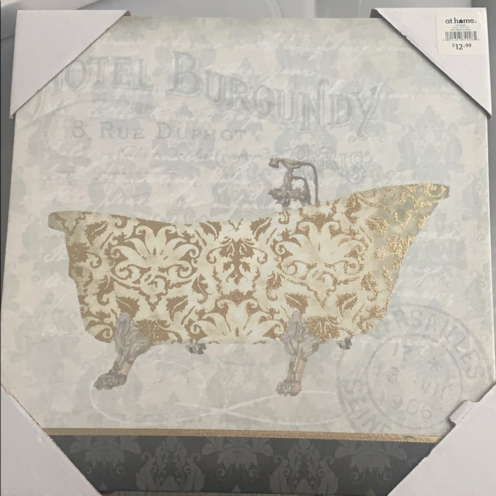 Gold Tub picture